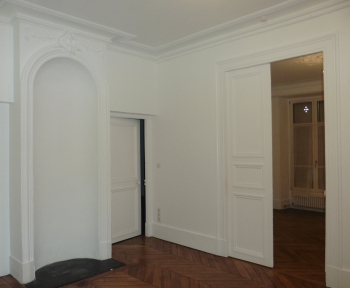 Location Appartement rénové 3 pièces Montfort-l'Amaury (78490)